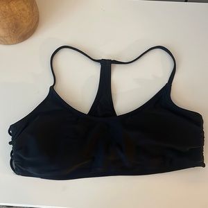 bikini top w/ strappy back